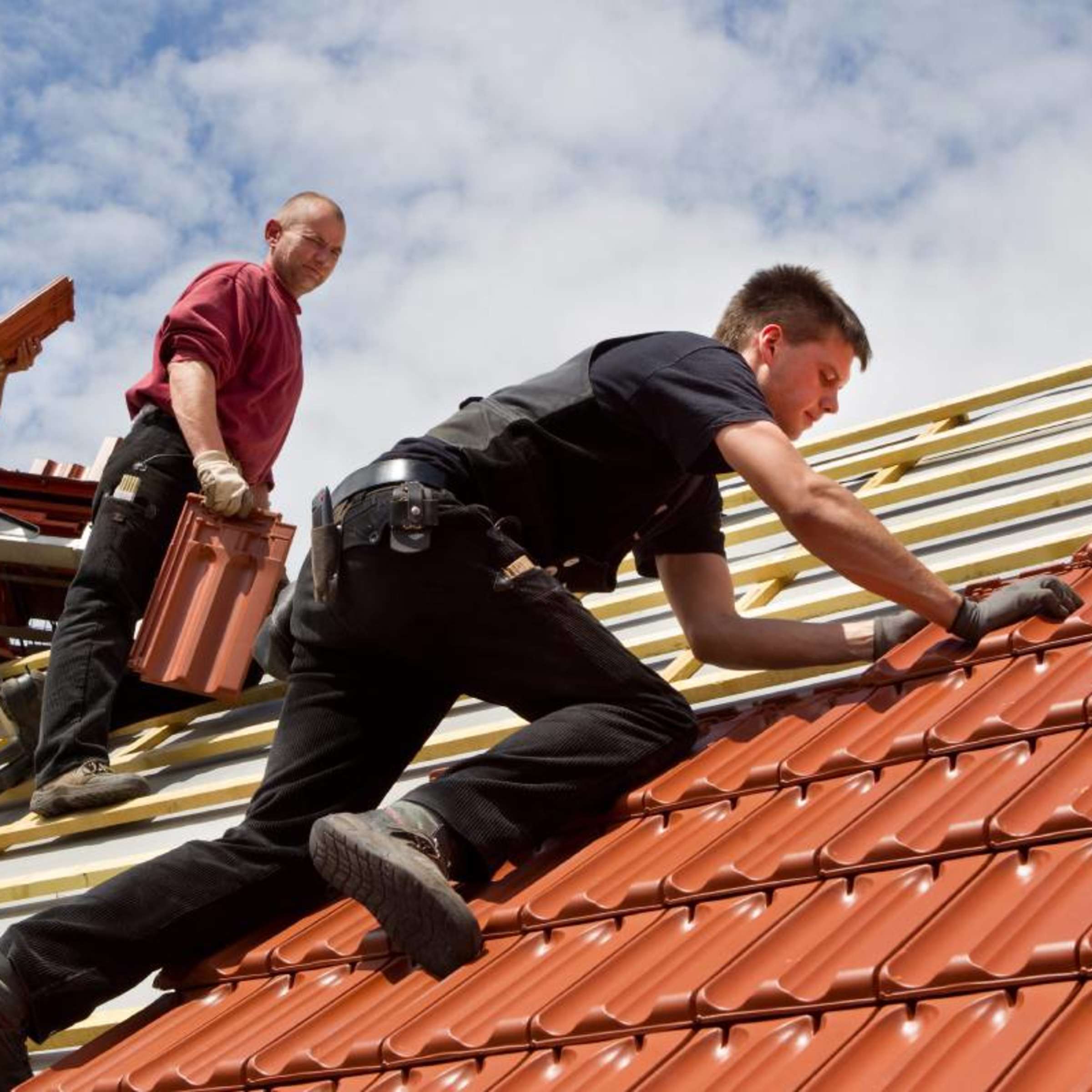 Roofing Services in Katy Tx 2 1617712722 hohe kosten und praktische probleme beklagen viele dachdecker durch eine neue verordnung zur entsorgung alten daemmmaterials Sec